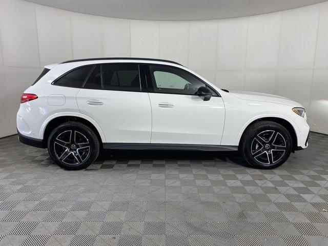 new 2025 Mercedes-Benz GLC 300 car, priced at $60,035