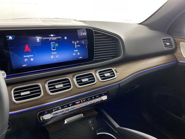 new 2025 Mercedes-Benz GLE 450 car, priced at $81,245