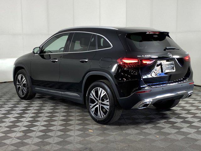 new 2025 Mercedes-Benz GLA 250 car, priced at $48,964