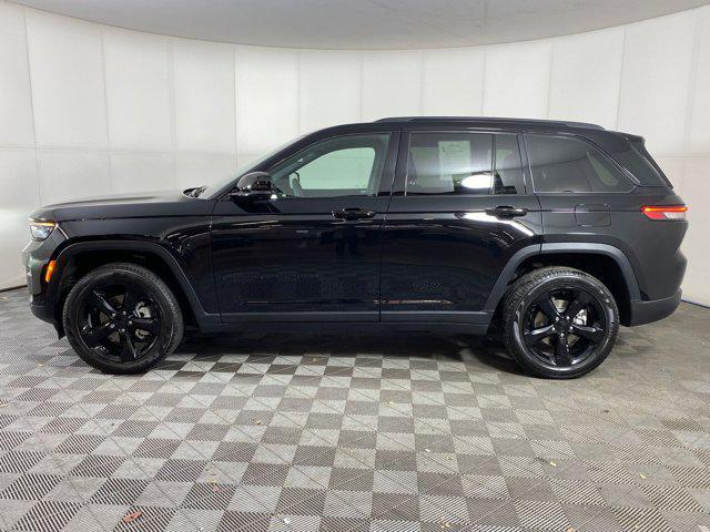used 2024 Jeep Grand Cherokee car, priced at $37,998