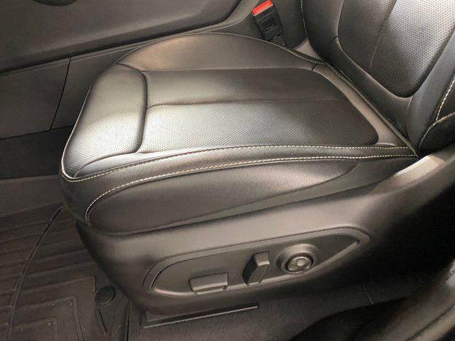 used 2024 Jeep Grand Cherokee car, priced at $37,998