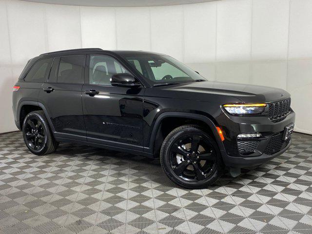 used 2024 Jeep Grand Cherokee car, priced at $37,998