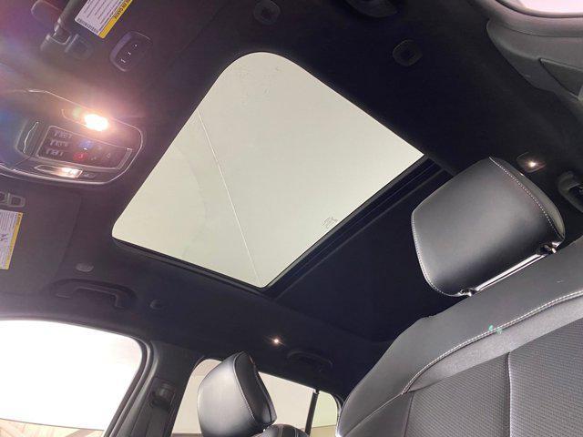 used 2024 Jeep Grand Cherokee car, priced at $37,998