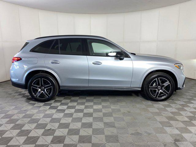 new 2026 Mercedes-Benz GLC 300 car, priced at $61,150