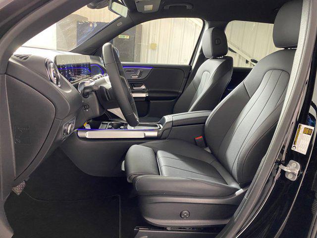 new 2025 Mercedes-Benz GLB 250 car, priced at $49,595