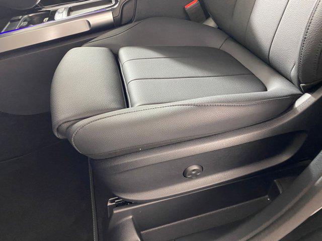 new 2025 Mercedes-Benz GLB 250 car, priced at $49,595