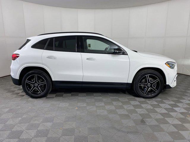 new 2025 Mercedes-Benz GLA 250 car, priced at $52,565