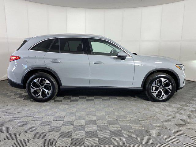 new 2025 Mercedes-Benz GLC 350e car, priced at $65,805