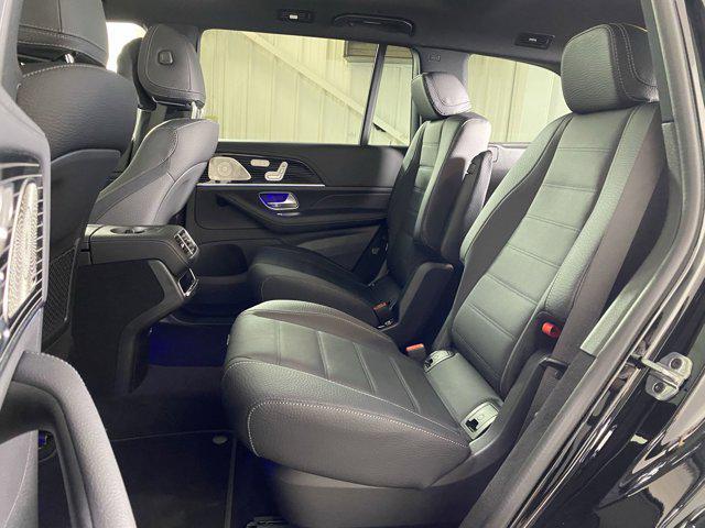new 2025 Mercedes-Benz GLS 580 car, priced at $122,045