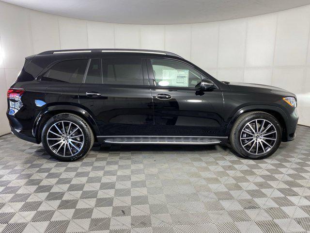 new 2025 Mercedes-Benz GLS 580 car, priced at $122,045