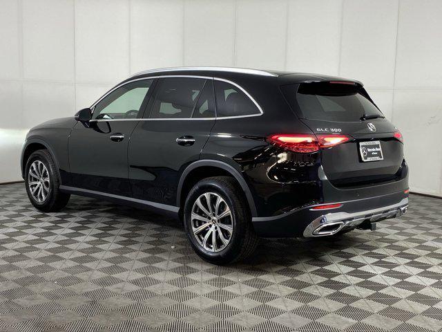 new 2025 Mercedes-Benz GLC 300 car, priced at $55,735