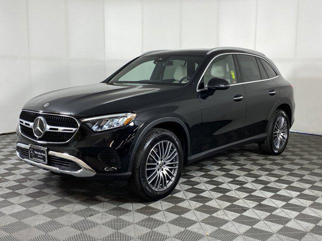 new 2024 Mercedes-Benz GLC 300 car, priced at $53,245