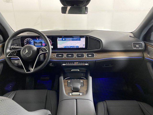 new 2025 Mercedes-Benz GLS 450 car, priced at $94,165