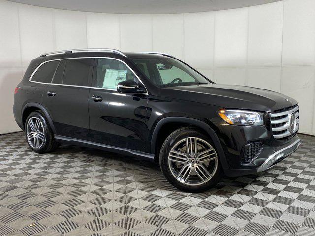 new 2025 Mercedes-Benz GLS 450 car, priced at $91,945