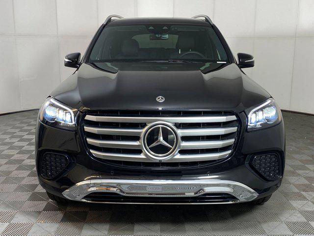 new 2025 Mercedes-Benz GLS 450 car, priced at $91,945