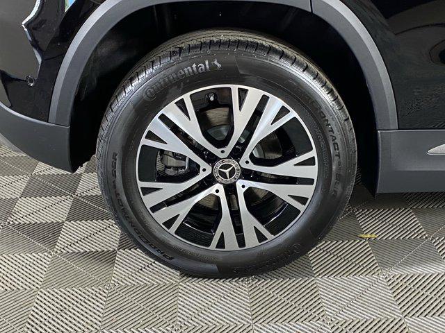 new 2025 Mercedes-Benz GLA 250 car, priced at $48,795