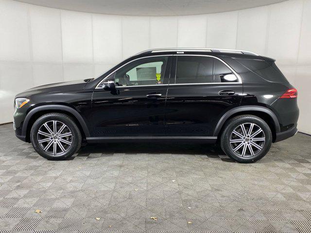 new 2025 Mercedes-Benz GLE 450 car, priced at $81,095