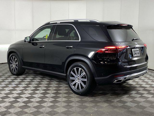 new 2025 Mercedes-Benz GLE 450 car, priced at $81,095