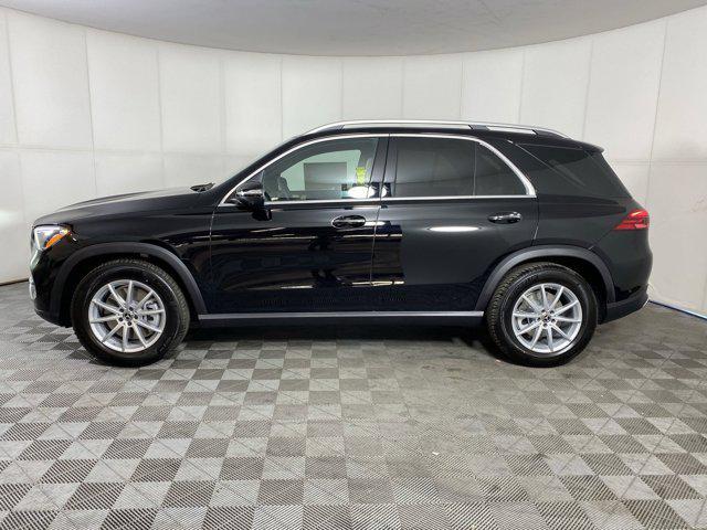 new 2025 Mercedes-Benz GLE 450 car, priced at $76,595