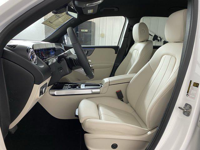 new 2025 Mercedes-Benz GLB 250 car, priced at $50,795