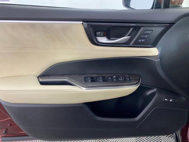used 2018 Honda Clarity Plug-In Hybrid car, priced at $15,698
