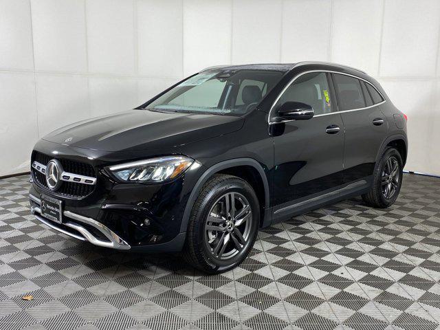 new 2025 Mercedes-Benz GLA 250 car, priced at $52,045