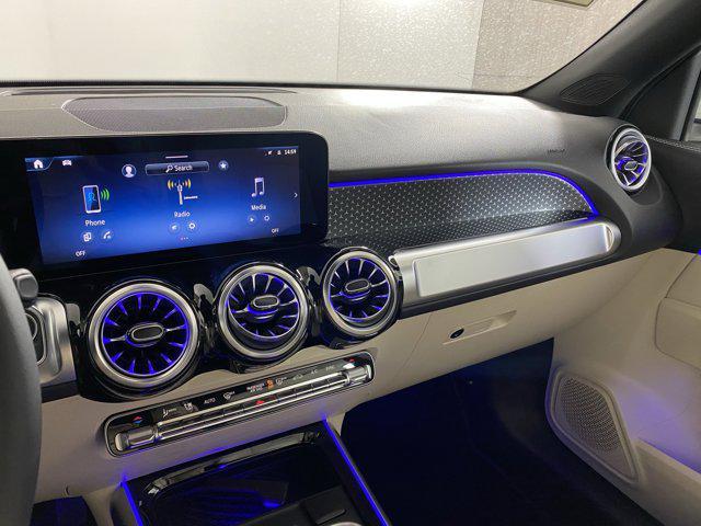 new 2025 Mercedes-Benz GLB 250 car, priced at $49,595