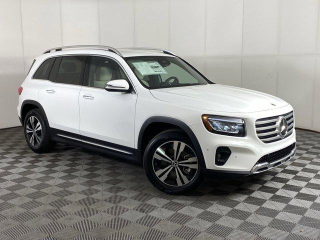 used 2025 Mercedes-Benz GLB 250 car, priced at $38,262