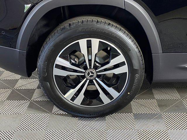 new 2025 Mercedes-Benz GLB 250 car, priced at $49,595