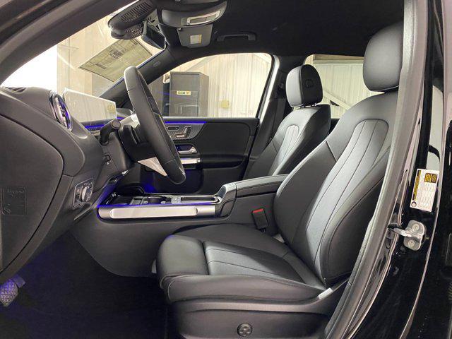 new 2025 Mercedes-Benz GLB 250 car, priced at $49,595