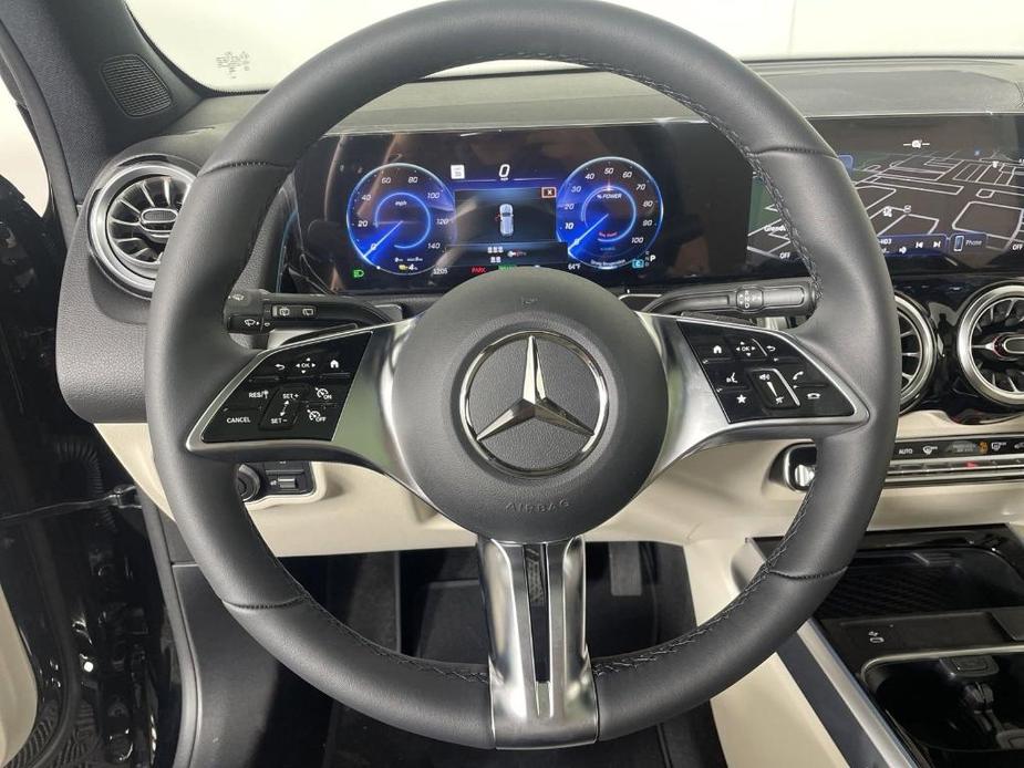 new 2024 Mercedes-Benz EQB 300 car, priced at $62,625