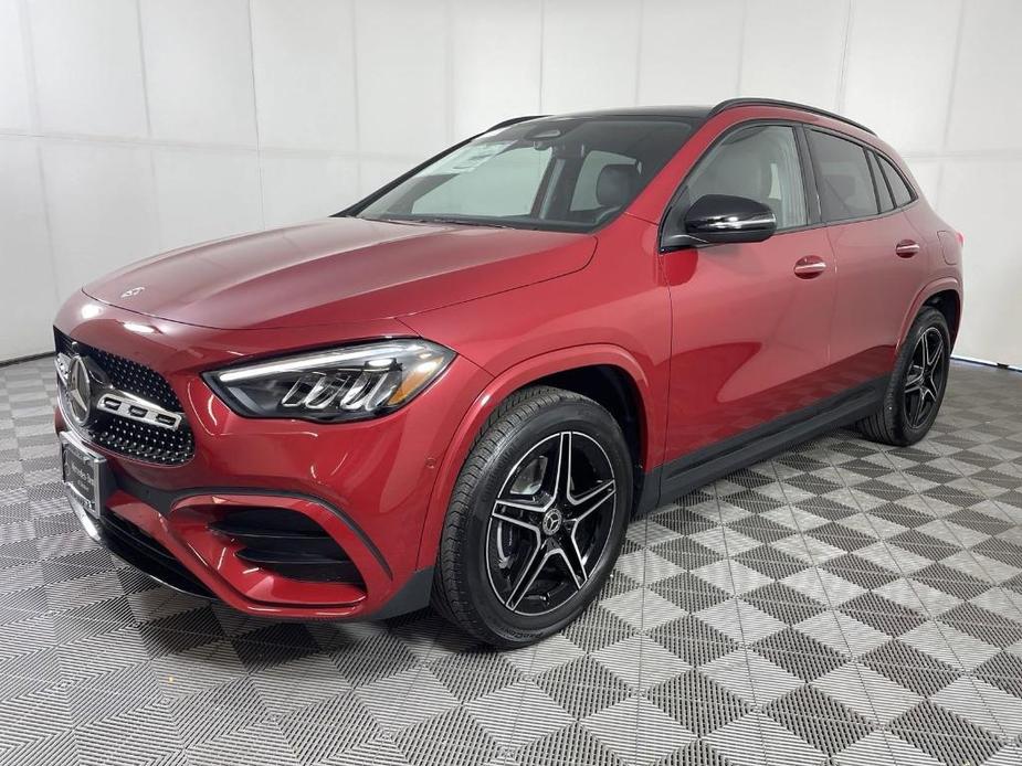 new 2025 Mercedes-Benz GLA 250 car, priced at $57,009