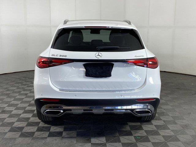 new 2025 Mercedes-Benz GLC 300 car, priced at $57,190