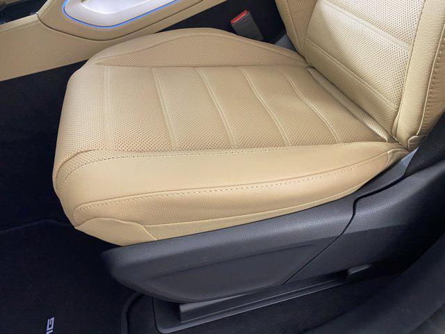 new 2025 Mercedes-Benz GLS 580 car, priced at $121,045