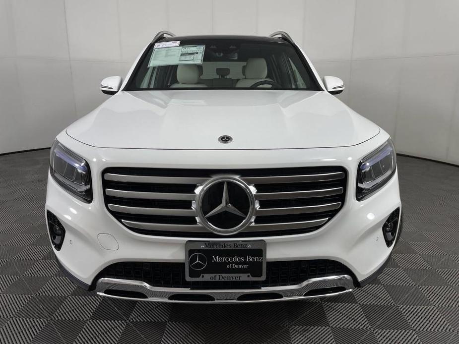 new 2024 Mercedes-Benz GLB 250 car, priced at $53,790