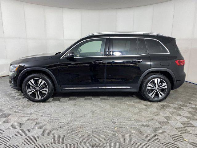 used 2025 Mercedes-Benz GLB 250 car, priced at $39,303