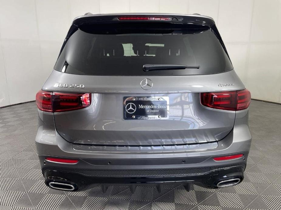 new 2024 Mercedes-Benz GLB 250 car, priced at $58,360
