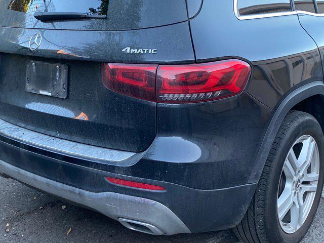 used 2022 Mercedes-Benz GLB 250 car, priced at $25,999