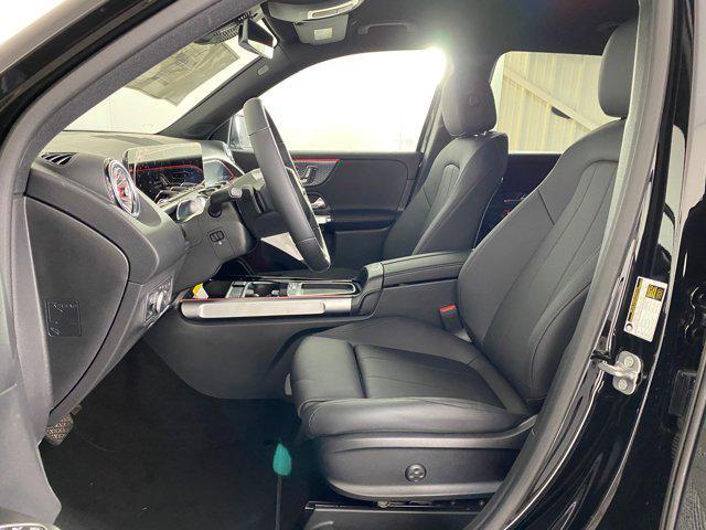 new 2025 Mercedes-Benz GLB 250 car, priced at $49,595