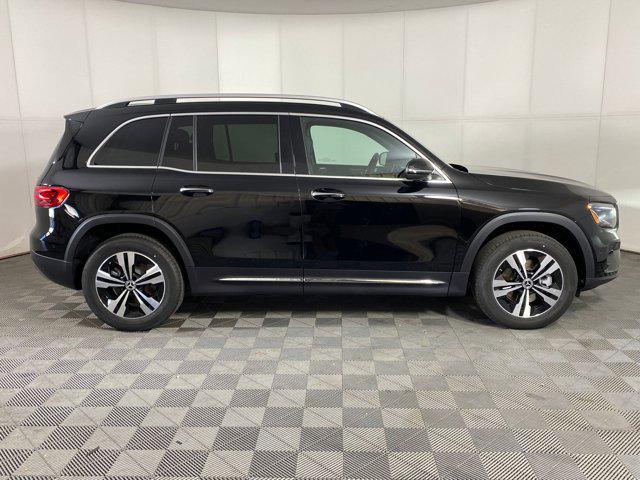 new 2025 Mercedes-Benz GLB 250 car, priced at $49,595