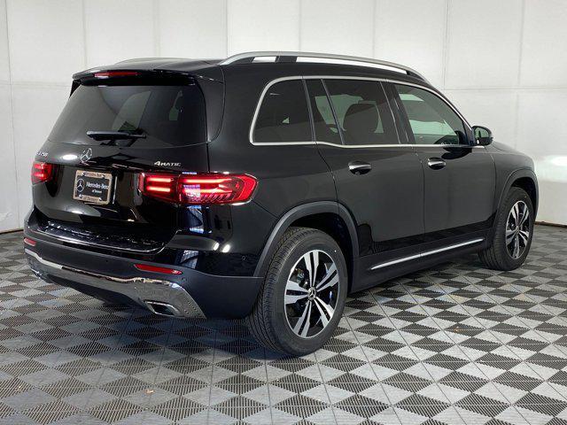 new 2025 Mercedes-Benz GLB 250 car, priced at $49,595