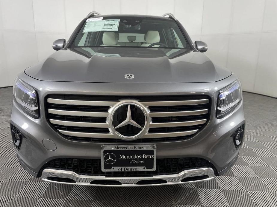 new 2024 Mercedes-Benz GLB 250 car, priced at $54,540