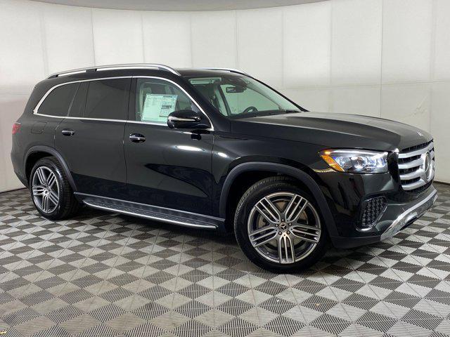 new 2026 Mercedes-Benz GLS 450 car, priced at $93,615