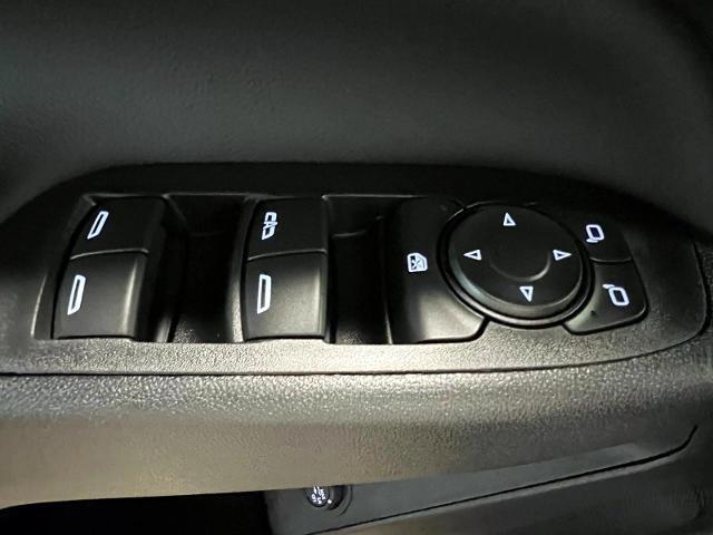 used 2022 Chevrolet Equinox car, priced at $20,982