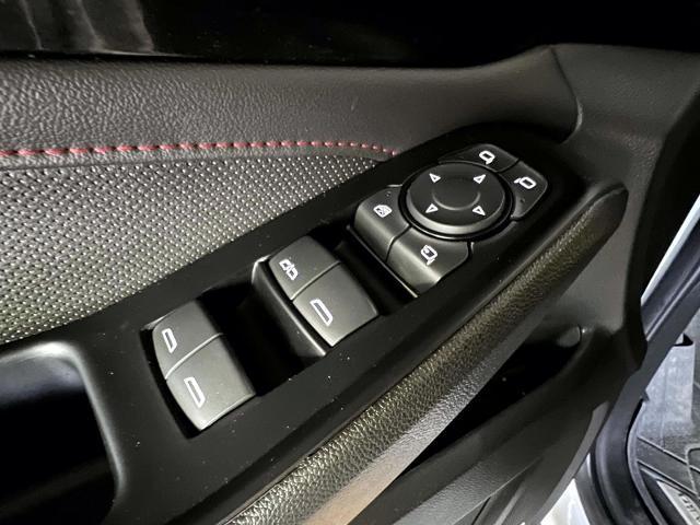 used 2023 Chevrolet Traverse car, priced at $34,931