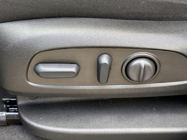 used 2022 Chevrolet Equinox car, priced at $16,993