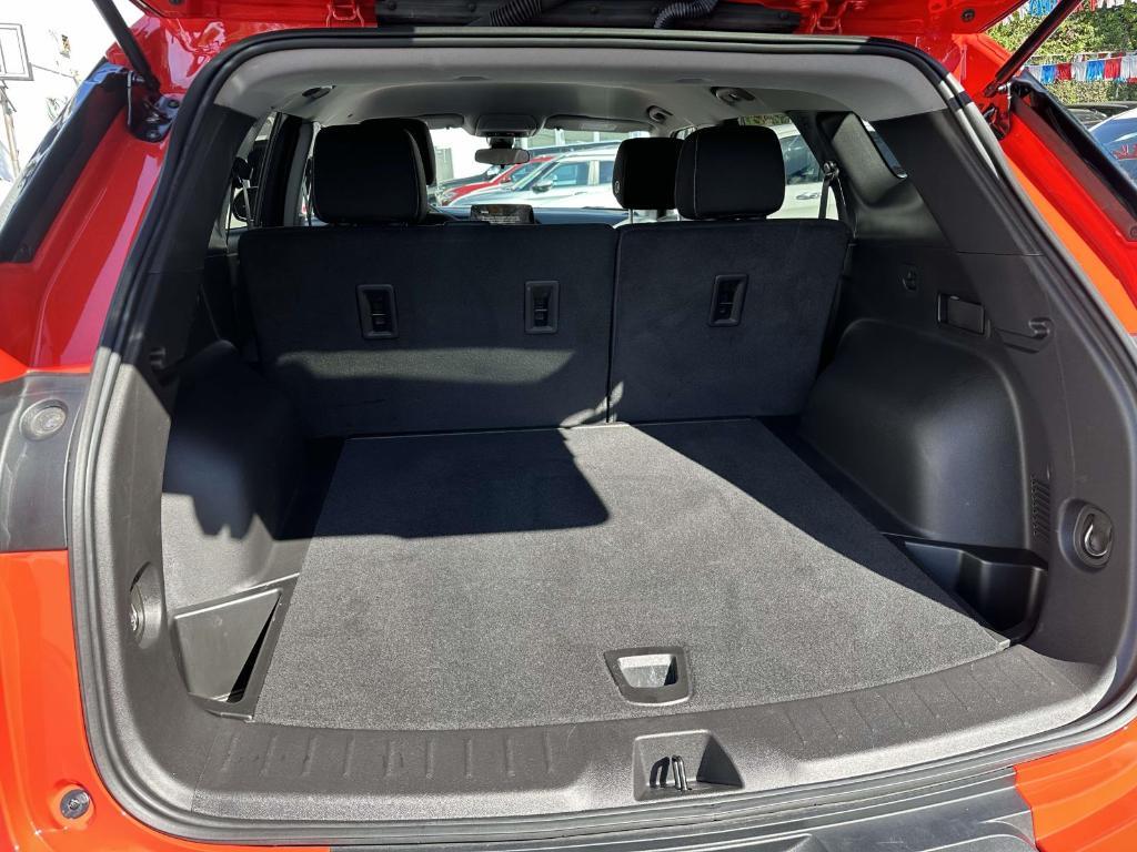 used 2025 Chevrolet Blazer car, priced at $30,888