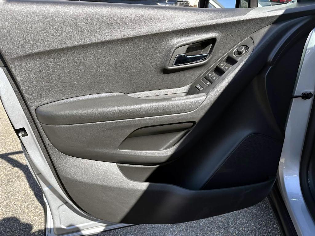 used 2022 Chevrolet Trax car, priced at $16,794