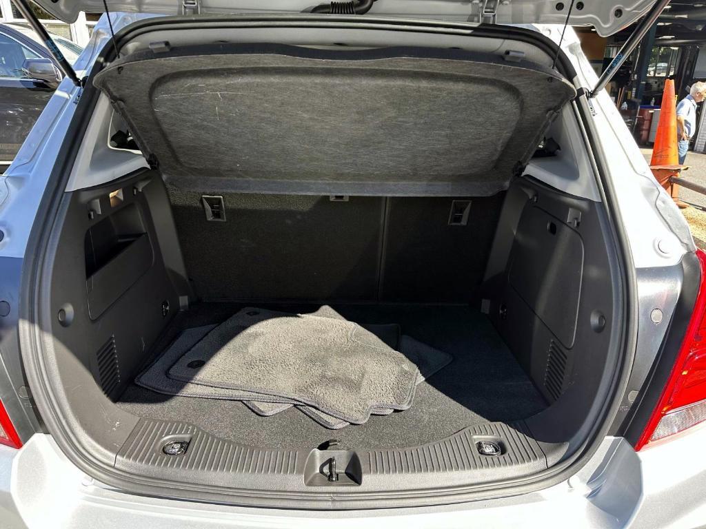 used 2022 Chevrolet Trax car, priced at $16,794