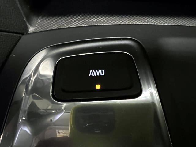 used 2020 Chevrolet Equinox car, priced at $19,265